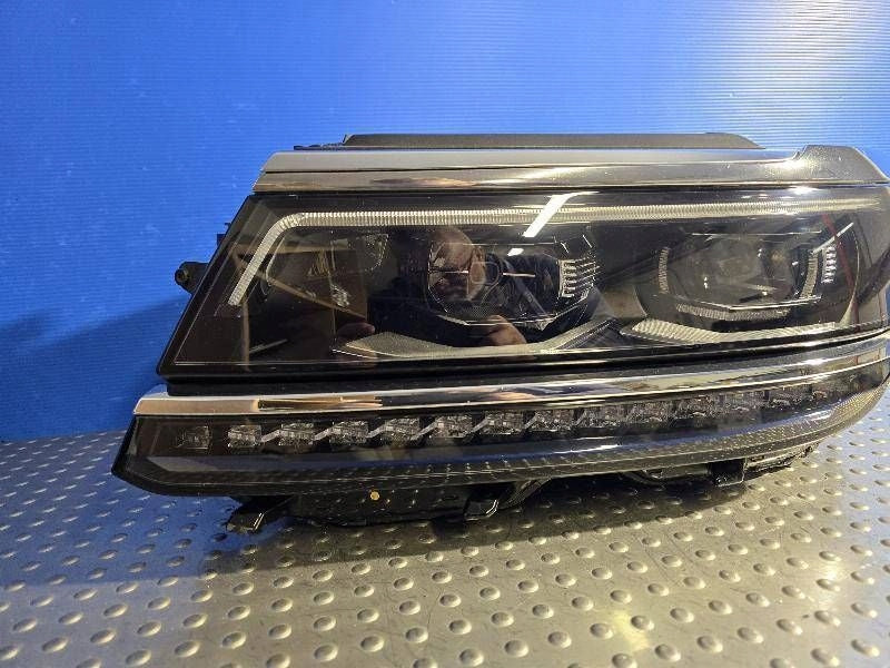 Frontscheinwerfer VW Tiguan 5NB941081A LED Links Scheinwerfer Headlight SCH7518386212bh