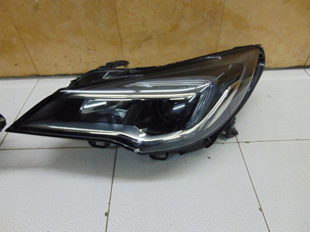 Frontscheinwerfer Opel Astra LED Ein Stück (Rechts oder Links) Headlight