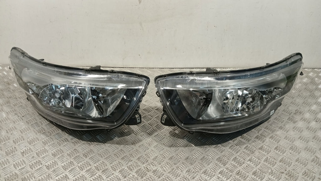 Frontscheinwerfer Iveco Daily IV 5801473749 Ein Stück (Rechts oder Links) SCH3093130237ir