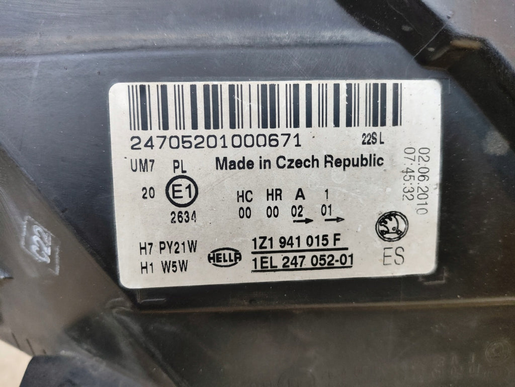 Frontscheinwerfer Skoda Octavia I 1Z1941015F 1Z1941016F Ein Satz Headlight SCH7154181073gd