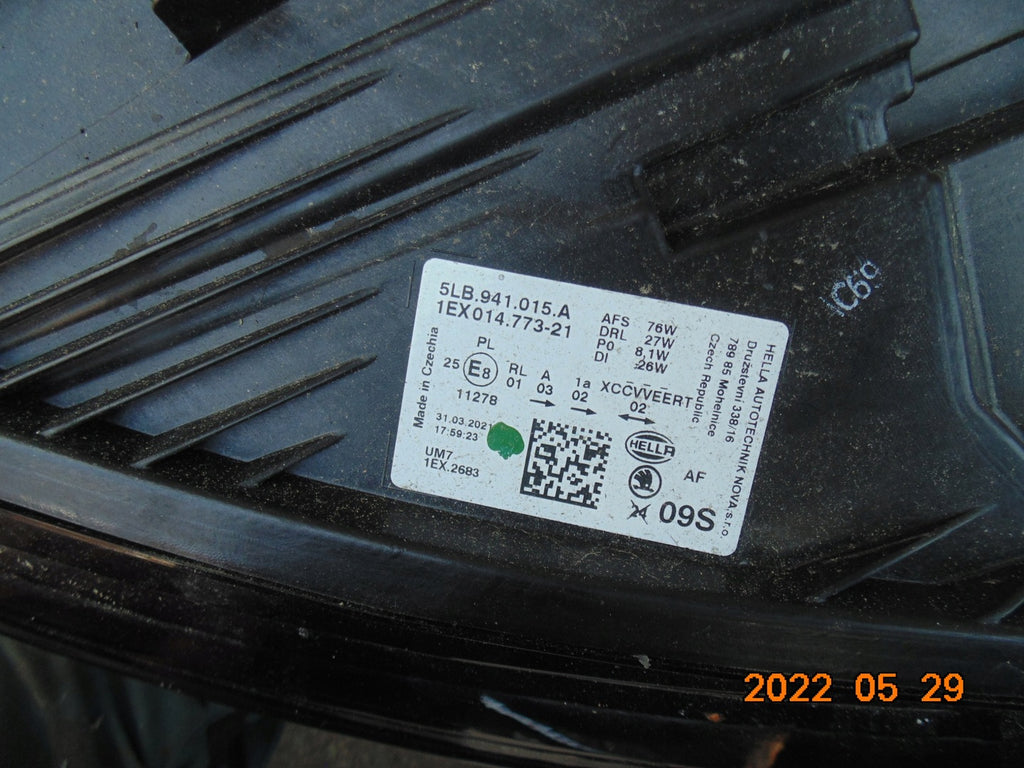 Frontscheinwerfer Skoda Enyaq 5LB941015A LED Links Scheinwerfer Headlight