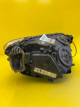 Load image into Gallery viewer, Frontscheinwerfer BMW 7 F01 F02 7182149 Xenon Links Scheinwerfer Headlight SCH2679346290sj