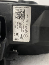 Laden Sie das Bild in den Galerie-Viewer, Frontscheinwerfer Seat Tarraco Kn2 5FJ941008J Full LED Rechts Headlight