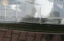 Laden Sie das Bild in den Galerie-Viewer, Frontscheinwerfer Mercedes-Benz W140 1408207461 0301051202 1305235243 Rechts SCH3437123880gc