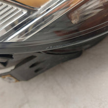 Laden Sie das Bild in den Galerie-Viewer, Frontscheinwerfer VW Polo 6r Touran 5TB941036B LED Rechts Scheinwerfer Headlight SCH5700455062dz