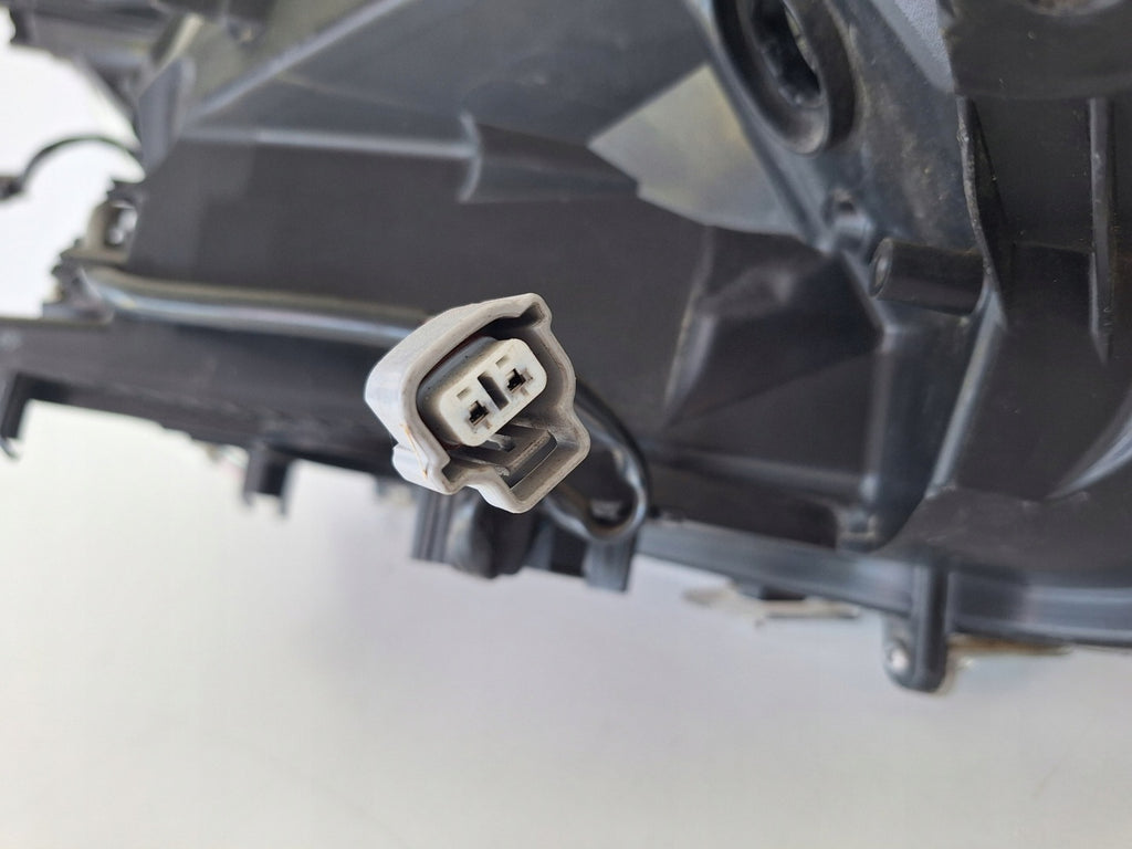 Frontscheinwerfer Toyota V 85122000 LED Links Scheinwerfer Headlight SCH5018905625ti