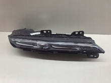 Laden Sie das Bild in den Galerie-Viewer, Frontscheinwerfer BMW 7 9879936-11 LED Rechts Scheinwerfer Headlight SCH3126015337gz