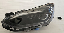 Laden Sie das Bild in den Galerie-Viewer, Frontscheinwerfer Ford Focus IV JX7B-13E017-CJ FULL LED Links Headlight