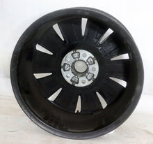 Laden Sie das Bild in den Galerie-Viewer, 1x Alufelge 17 Zoll 6.5" 5x112 41ET 3V0601025AH Skoda Superb Iii Rim Wheel FEL1242714945cp