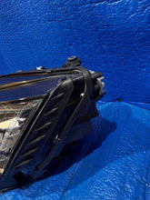 Laden Sie das Bild in den Galerie-Viewer, Frontscheinwerfer Skoda Octavia I 5E4941035 Links Scheinwerfer Headlight SCH7966291179ev