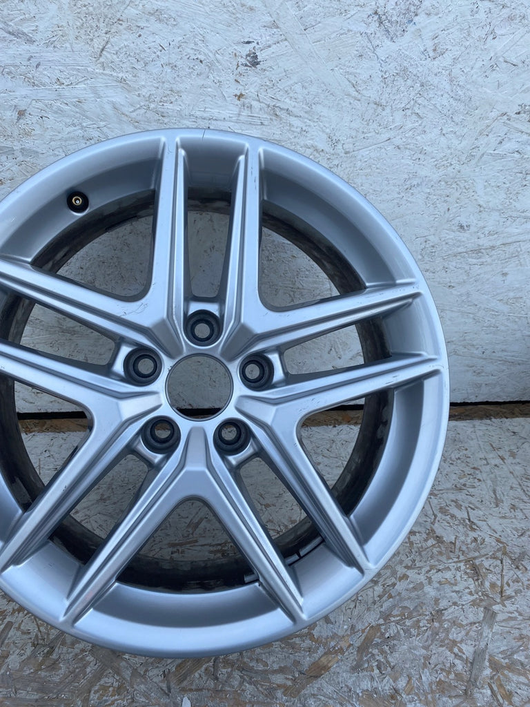 1x Alufelge 17 Zoll 6.5" 5x112 28ET Glanz Silber 8W9601025 Audi A5 A4 Rim Wheel