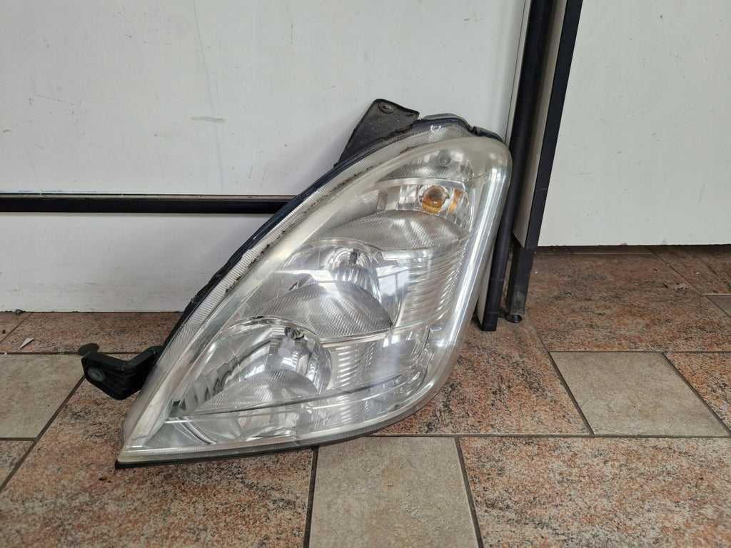 Frontscheinwerfer Iveco Daily III IV Links Scheinwerfer Headlight SCH8341198069ew
