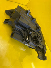 Laden Sie das Bild in den Galerie-Viewer, Frontscheinwerfer VW Multivan T7 7T1941078B Full LED Rechts Headlight SCH7611682701yb