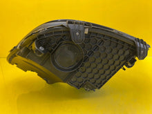 Laden Sie das Bild in den Galerie-Viewer, Frontscheinwerfer Mercedes-Benz W206 A2069068204 LED Rechts Headlight SCH8930860841jp