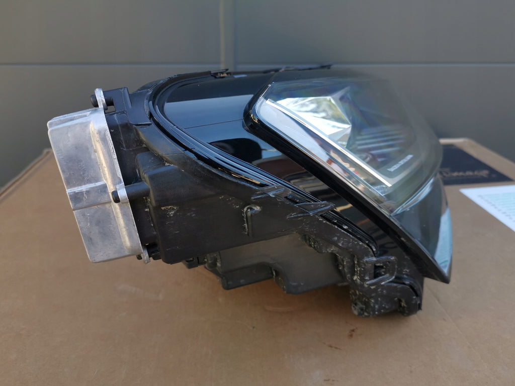 Frontscheinwerfer Skoda Superb III 3V1941016E Rechts Scheinwerfer Headlight