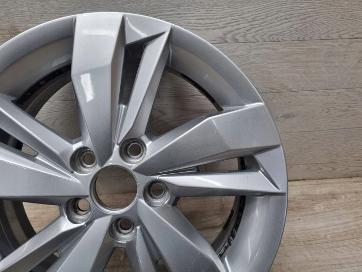 1x Alufelge 15 Zoll 5.5" 5x100 40ET 2G0601025N VW Polo Rim Wheel FEL3023367899hj