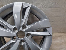 Load image into Gallery viewer, 1x Alufelge 15 Zoll 5.5" 5x100 40ET 2G0601025N VW Polo Rim Wheel FEL3023367899hj
