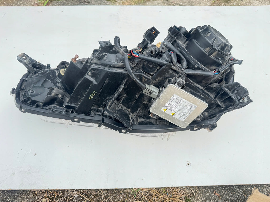 Frontscheinwerfer Mitsubishi Lancer I 8301C412 Xenon Rechts Headlight