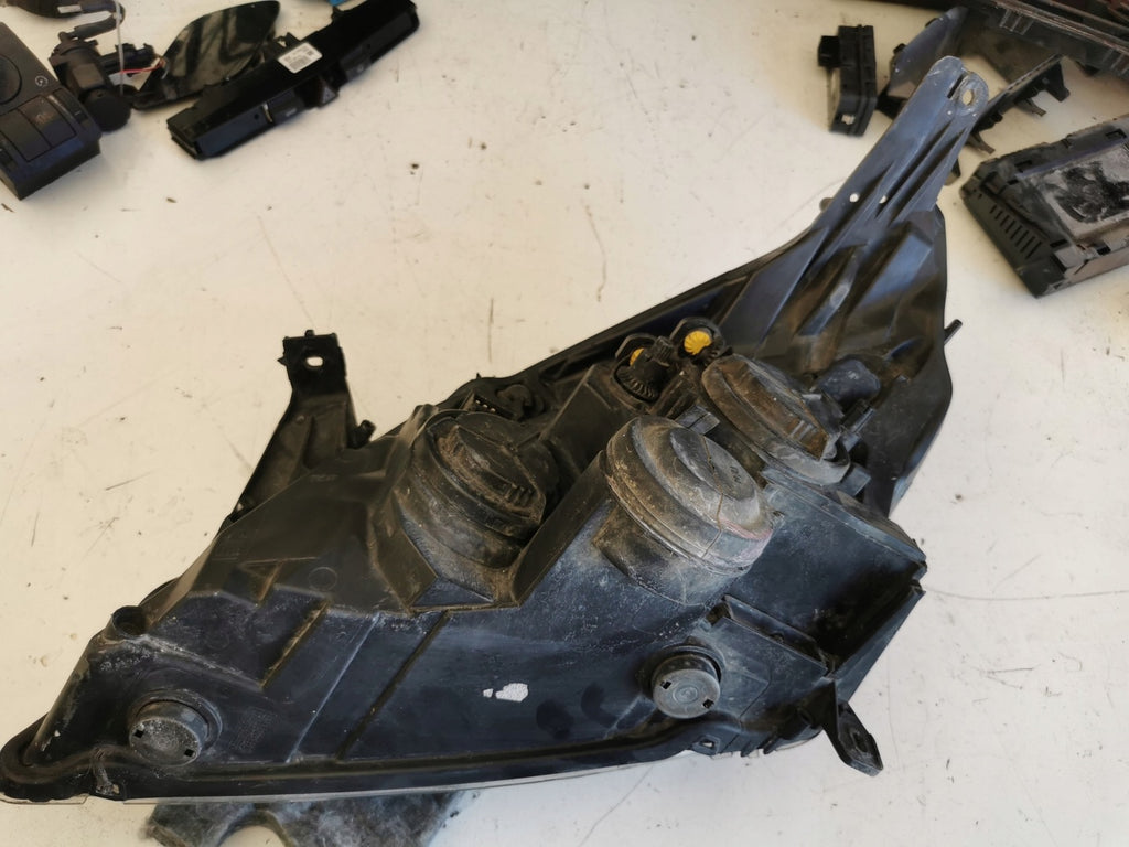 Frontscheinwerfer Opel Signum Vectra C 93192378 89312285 Rechts Headlight SCH1513258025ck