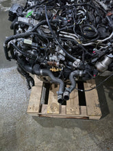 Laden Sie das Bild in den Galerie-Viewer, Motor Audi A4 B9 DETA 2.0 TDI 190PS 140kW 111TKm 2016 Diesel Engine Unkomplett