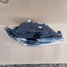 Laden Sie das Bild in den Galerie-Viewer, Frontscheinwerfer Skoda Superb III 3V1941016D LED Rechts Scheinwerfer Headlight