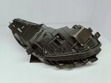 Laden Sie das Bild in den Galerie-Viewer, Frontscheinwerfer Mercedes-Benz Model 3 151495200D Links Scheinwerfer Headlight SCH3389090965aj