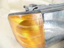 Laden Sie das Bild in den Galerie-Viewer, Frontscheinwerfer Mercedes-Benz 190 W201 0076041 Rechts Scheinwerfer Headlight SCH5412766540ii