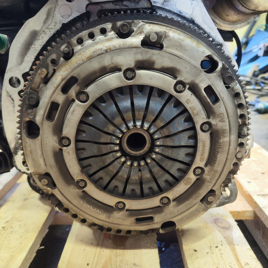 Motor Audi A3 CLHA 1.6 TDI 105PS 77kW 2014 Diesel Engine Unkomplett