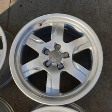 Laden Sie das Bild in den Galerie-Viewer, 4x Alufelge 17 Zoll 7.0" 5x112 28ET Glanz Silber 80A601025 Audi Rim Wheel FEL5236282460vf