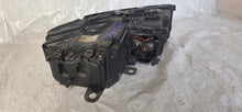 Laden Sie das Bild in den Galerie-Viewer, Frontscheinwerfer Audi A8 158143-00-LI 93967 000410056101 Links Headlight SCH1861795091fu