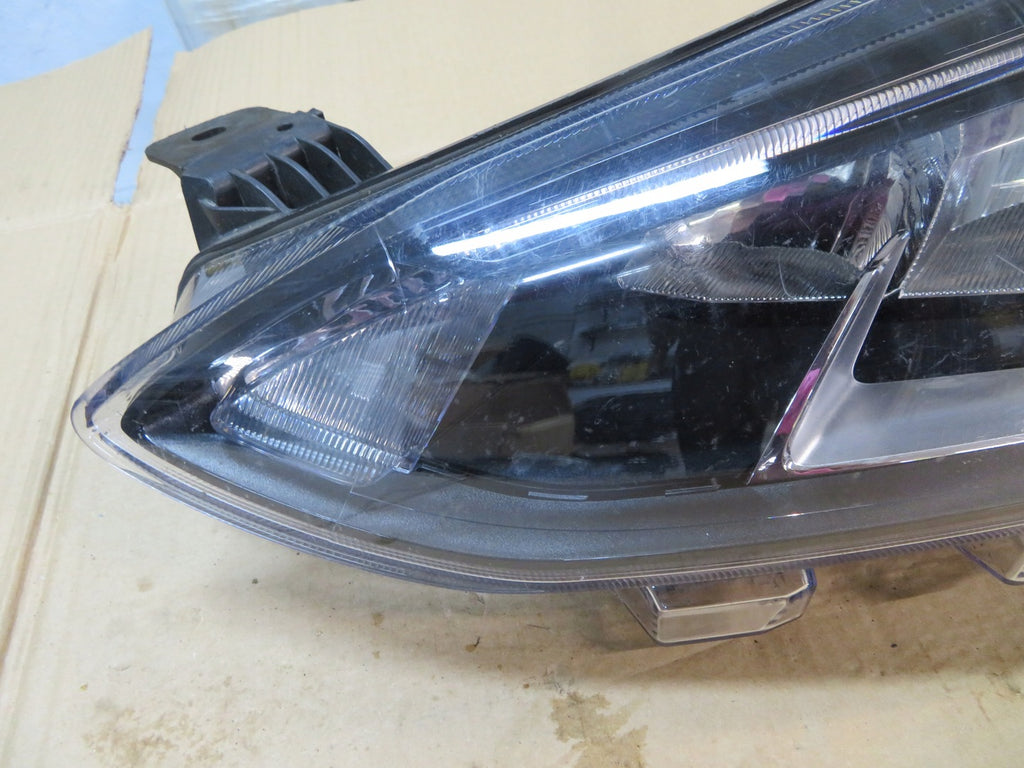 Frontscheinwerfer Ford Focus JX7B-13W030-CE Links Scheinwerfer Headlight