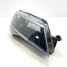 Laden Sie das Bild in den Galerie-Viewer, Frontscheinwerfer Skoda Superb III 3V1941016B Xenon Rechts Headlight