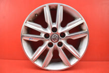 Laden Sie das Bild in den Galerie-Viewer, 1x Alufelge 17 Zoll 7.0&quot; 5x114.3 Toyota Avalon Rim Wheel