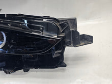 Laden Sie das Bild in den Galerie-Viewer, Frontscheinwerfer Mazda Cx-30 Cx30 DGJ1-51030 DGK9-67890 LED Rechts Headlight SCH8879077985bg