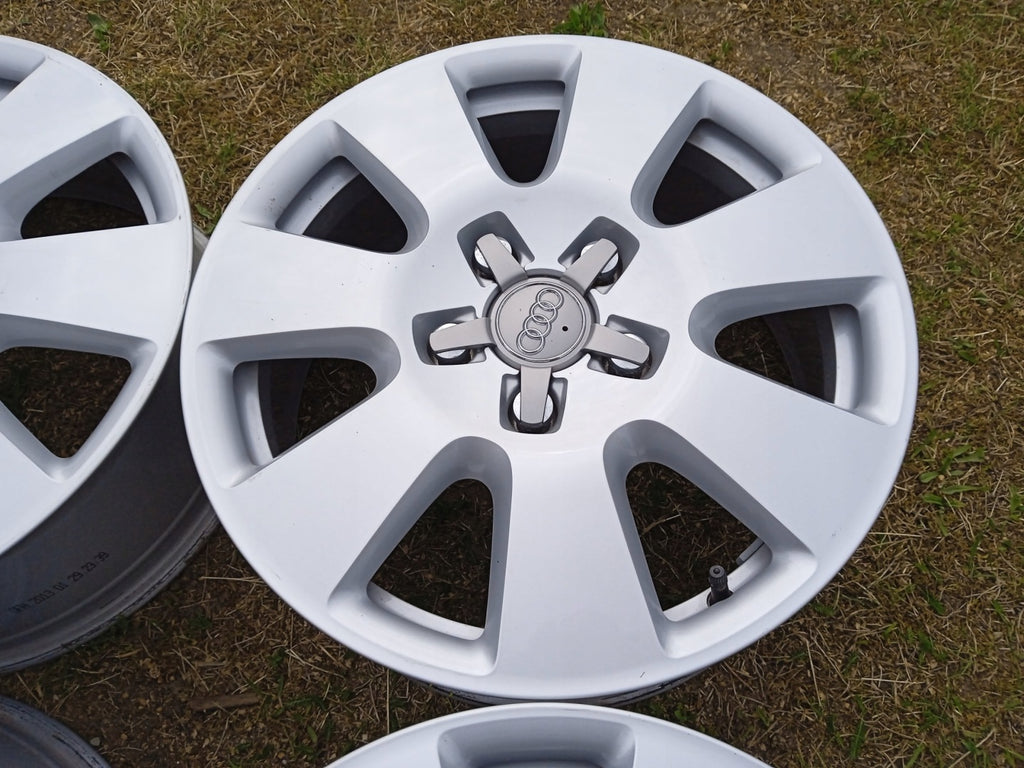 4x Alufelge 18 Zoll 7.5" 5x130 53ET Matt Silber 4L0601025AF Audi Q7 Touareg FEL9541821047ee