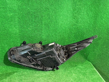 Laden Sie das Bild in den Galerie-Viewer, Frontscheinwerfer Kia Ceed Rechts Scheinwerfer Headlight