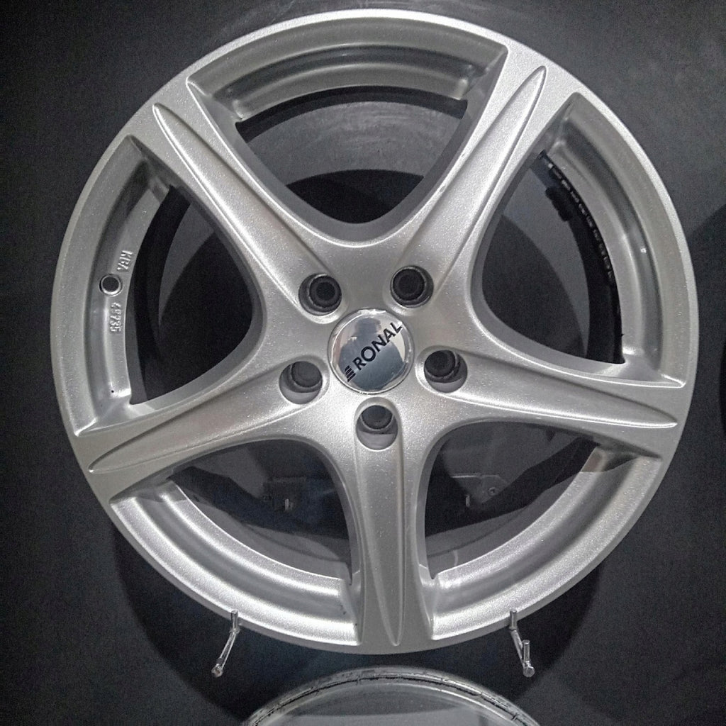 4x Alufelge 17 Zoll 7.0" 5x112 45ET Silber Audi Q2 Rim Wheel FEL1167445939ub