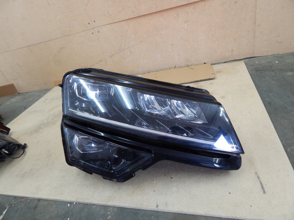 Frontscheinwerfer Skoda Karoq 57B941016F Rechts Scheinwerfer Headlight SCH1042700299oe