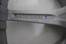 Laden Sie das Bild in den Galerie-Viewer, 1x Alufelge 17 Zoll 6.5" 5x112 49ET A2464010102 87169090 Mercedes-Benz W246 W242 FEL9055146149zp