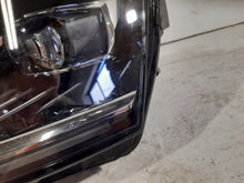 Laden Sie das Bild in den Galerie-Viewer, Frontscheinwerfer Skoda Octavia III 5E1941015F LED Links Scheinwerfer Headlight SCH2765121670bf
