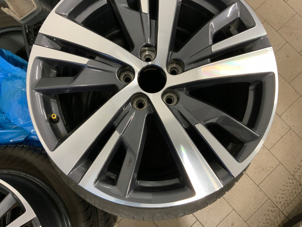 1x Alufelge 18 Zoll 7.5" 5x108 49ET Glanz Schwarz 9809687377 Peugeot 5008 I FEL4690639709rz