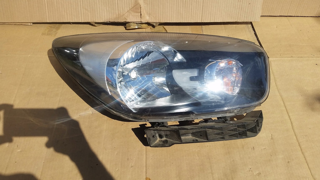 Frontscheinwerfer Kia Picanto 92102-1Y0 2011- Rechts Scheinwerfer Headlight