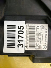 Laden Sie das Bild in den Galerie-Viewer, Frontscheinwerfer Mercedes-Benz W246 A2469066901 LED Links Headlight SCH1436951228bw