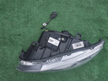 Laden Sie das Bild in den Galerie-Viewer, Frontscheinwerfer Volvo V60 S60 31420108 Xenon Links Scheinwerfer Headlight SCH6266902345hh