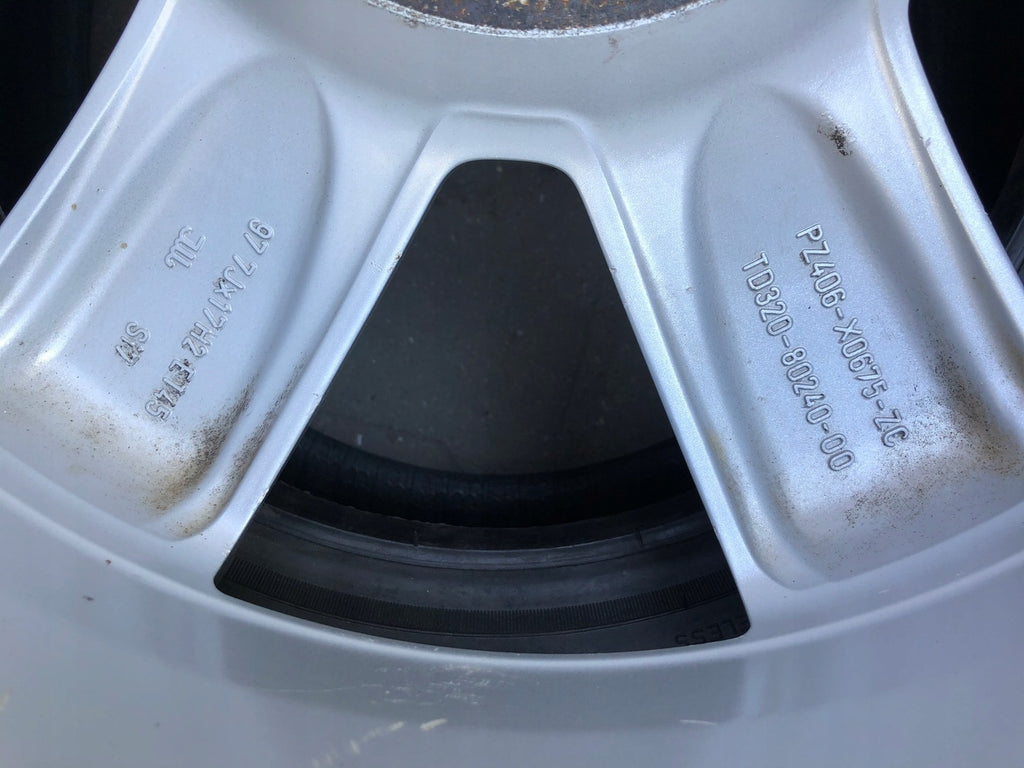 1x Alufelge 17 Zoll 7.0" 5x114.3 45ET PZ406X0675ZC Toyota Corolla Rim Wheel