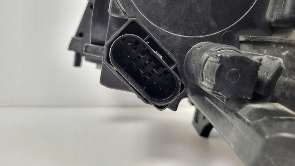 Frontscheinwerfer Mercedes-Benz Cla A1178201661 Xenon Rechts Headlight SCH8364195657ds