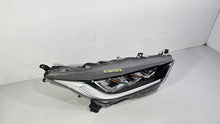 Laden Sie das Bild in den Galerie-Viewer, Frontscheinwerfer Toyota IV Yaris 214231347593 Rechts Scheinwerfer Headlight SCH5981352435gx