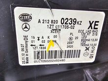 Laden Sie das Bild in den Galerie-Viewer, Frontscheinwerfer Mercedes-Benz W212 A2128200238 Xenon Rechts Headlight SCH9102974134ri