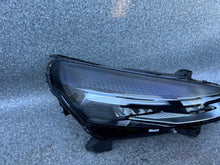 Load image into Gallery viewer, Frontscheinwerfer Renault Clio I V 260103507R Rechts Scheinwerfer Headlight SCH3631530339nx
