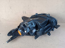 Laden Sie das Bild in den Galerie-Viewer, Frontscheinwerfer Mitsubishi L200 LED Rechts Scheinwerfer Headlight